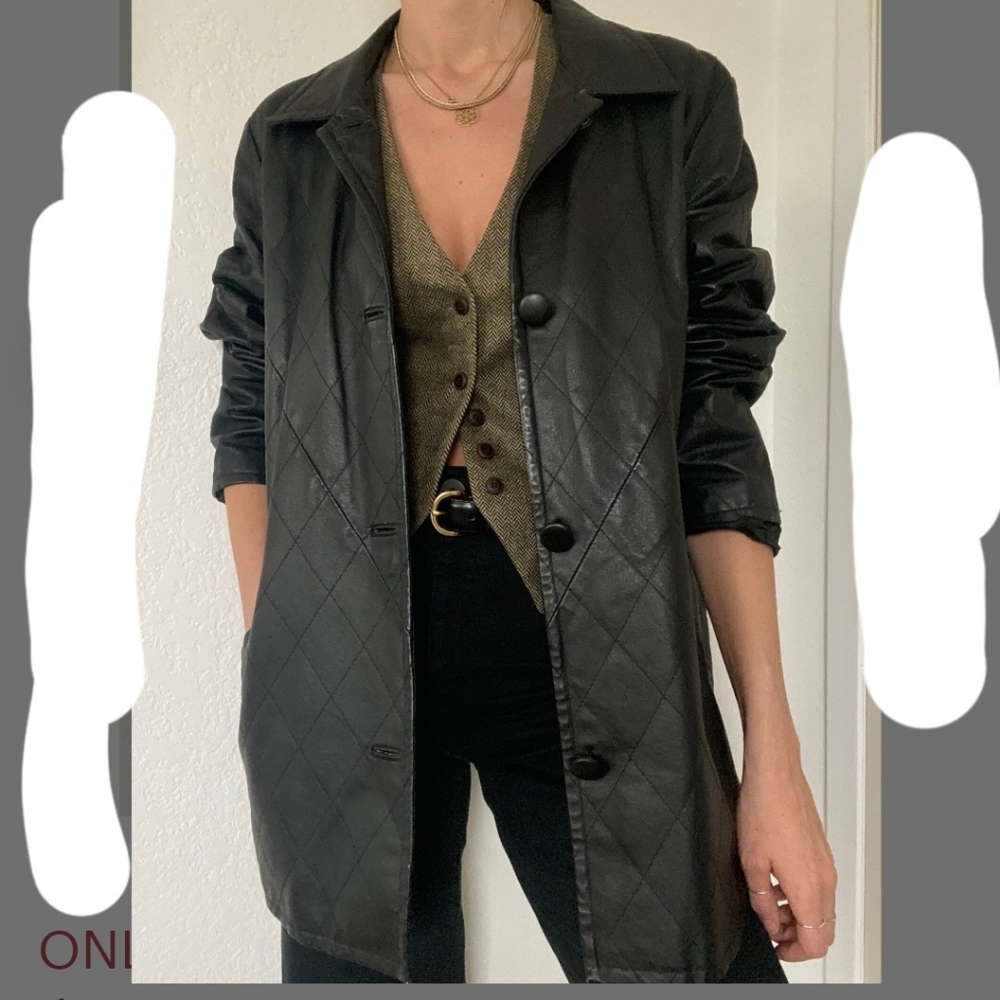 Modern Essentials leather jacket